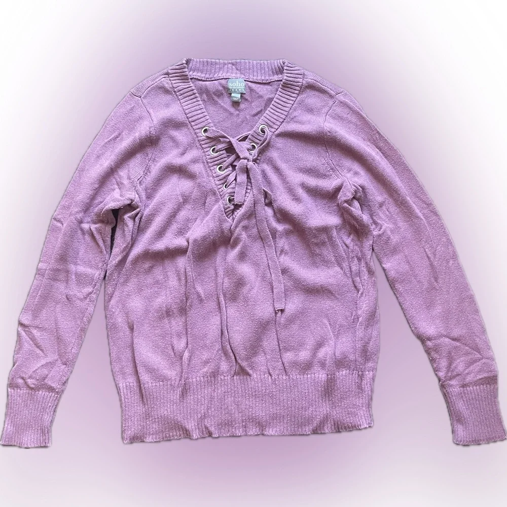 Soho V-Neck Lace-Up Sweater in Lavender